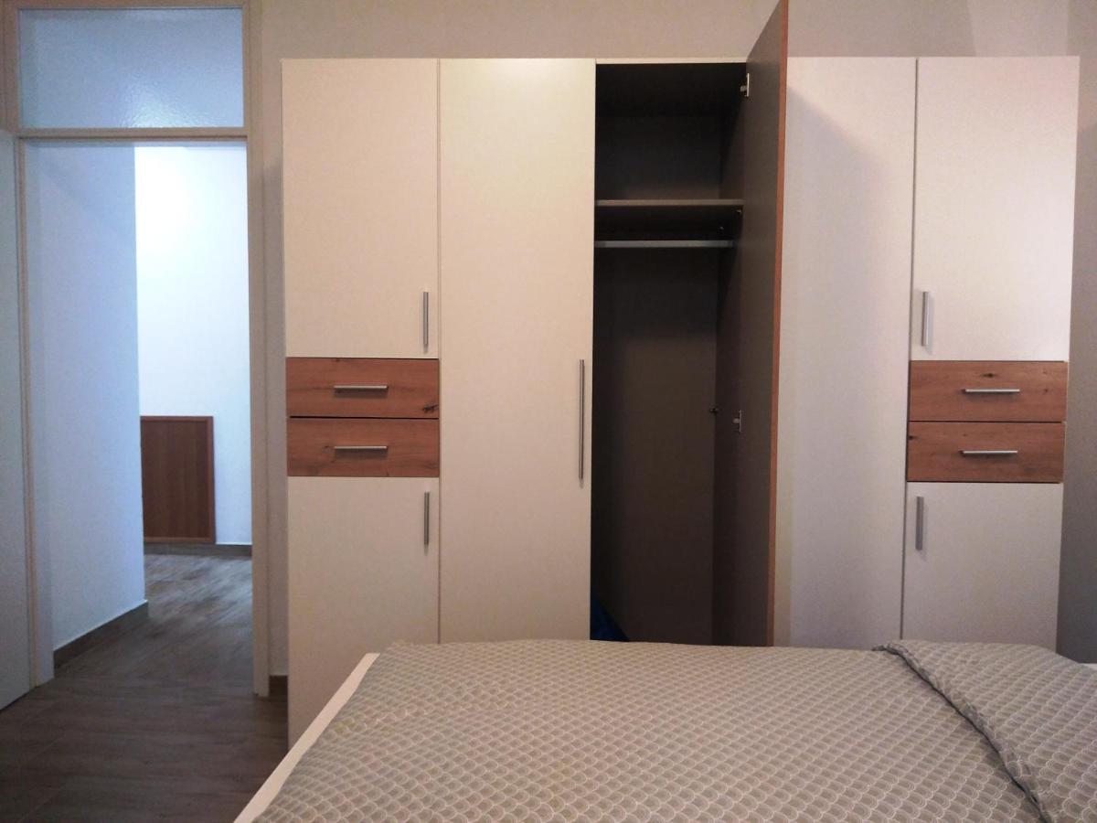 Daal Appartement Roč Buitenkant foto